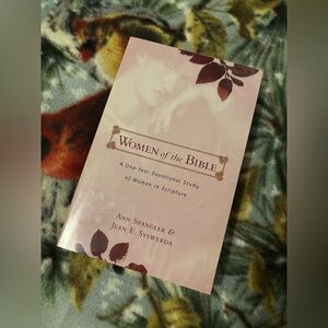 Women of the Bible Devotional Book